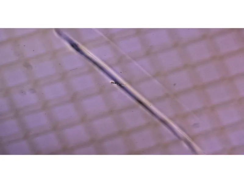 Pengamatan dan Evaluasi Goresan di Permukaan Film